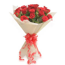 12 red roses bouquet