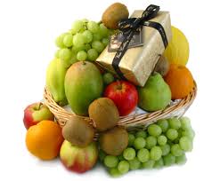 3 kg fruits and assorted chocolates