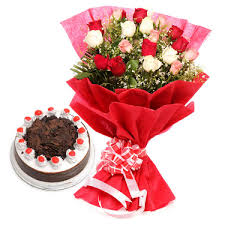 12 mix roses hand bouquet and 1/2 kg cake