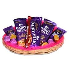 A basket of 8 silk chocolates bars