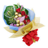 Bouquet of 6 roses and 5 ferrero chocolates