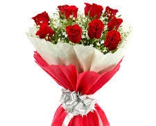 6 red roses bouquet