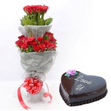 30 Roses in a Double Bouquet with 1 Kg heart chocolate truffle cake